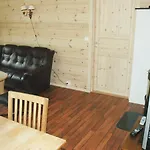 4 Person In Olden-by Traum *