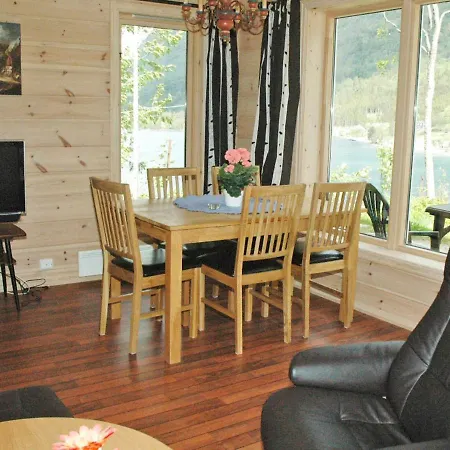Two-bedroom In 3 Holiday home